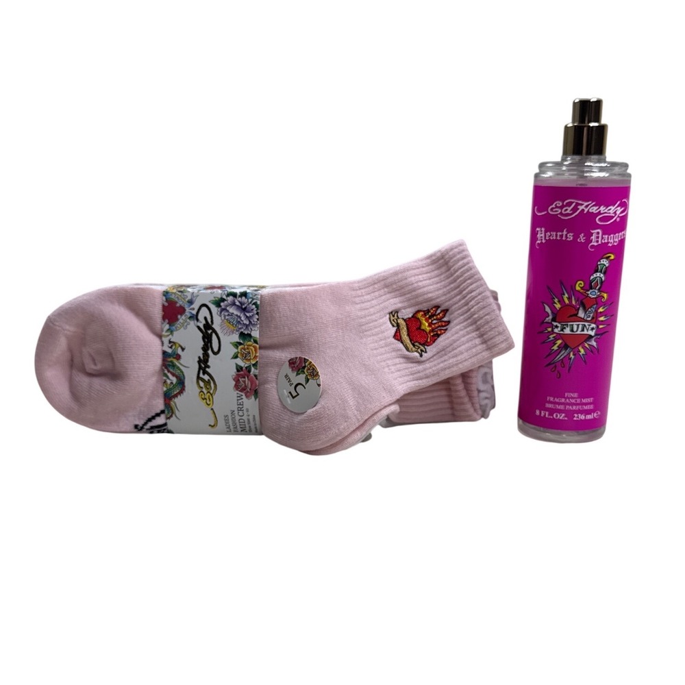Ed Hardy Hearts & Daggers‎ Set 5 Pair Pink Crew Socks and 8oz Fragrance Mist New